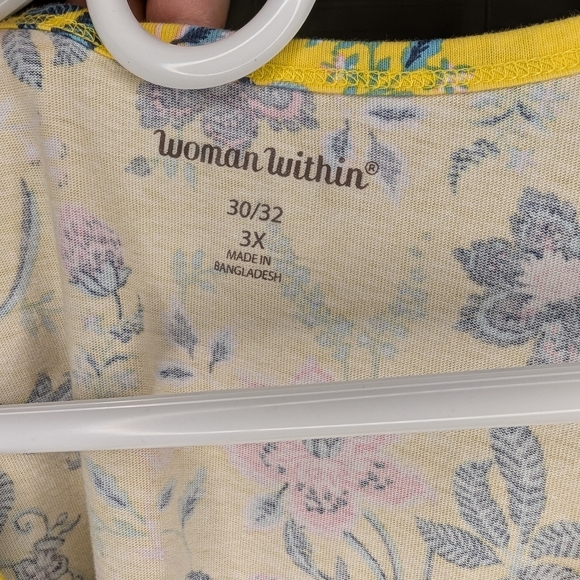 Woman Within Women's Size 3X 30/32 Yellow Floral Round Neck Short Sleeve T-Shirt - Picture 4 of 6